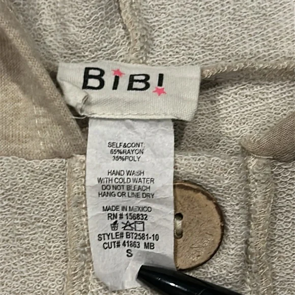 Bibi Tan Beige Hoodie Wood Button Accents Size Small - Picture 3 of 4